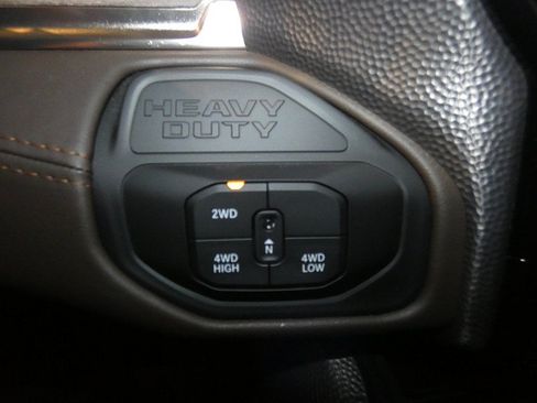 New 2026 RAM 2500 Limited AWD/4WD image 23