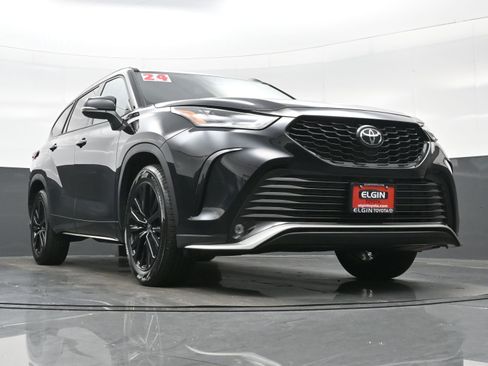 Used 2024 Toyota Highlander XSE AWD/4WD image 29