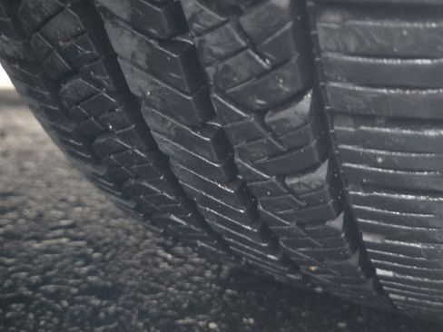 Used 2021 Toyota Corolla LE image 30