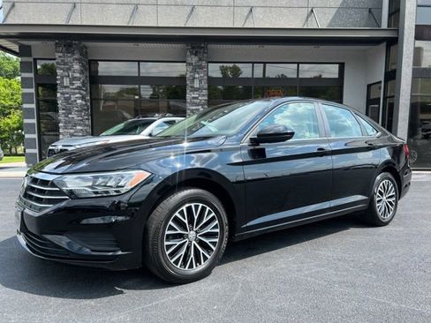 Used 2019 Volkswagen Jetta SE FWD image 15