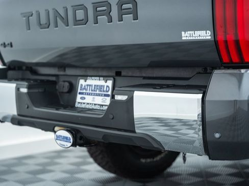 Used 2022 Toyota Tundra SR5 w/ TRD Off-Road Premium Package AWD/4WD image 10