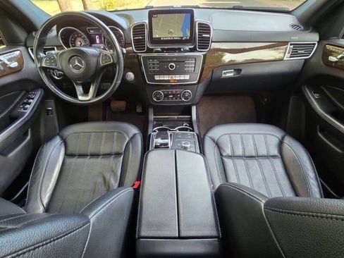 Used 2017 Mercedes-Benz GLS 450 4MATIC image 12