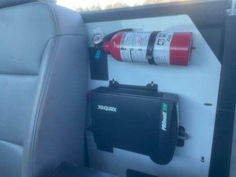 Used 2016 Chevrolet Silverado 3500 W/T image 17