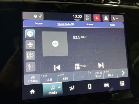 Used 2024 Jeep Grand Cherokee L Laredo w/ Luxury Tech Group I image 22