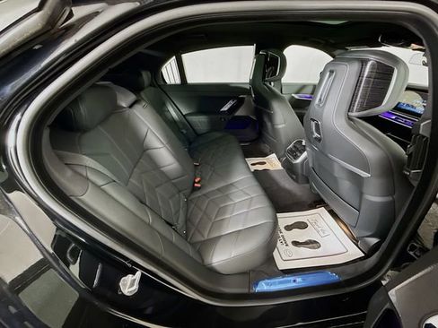 Used 2026 BMW 740i xDrive image 29