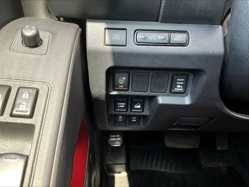 Used 2023 Nissan Frontier PRO-4X w/ Pro-4X Premium Package AWD/4WD image 35