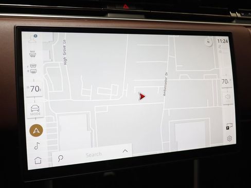 Used 2025 Land Rover Range Rover Autobiography image 9