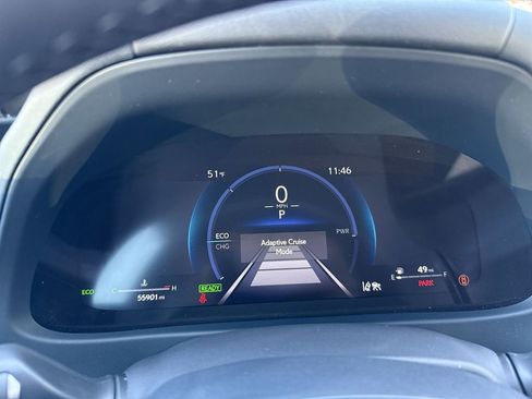 Used 2025 Lexus UX 300h AWD w/ Cold Area Package image 10