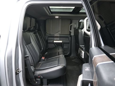 Used 2020 Ford F250 Lariat w/ Tremor Off-Road Package AWD/4WD image 12