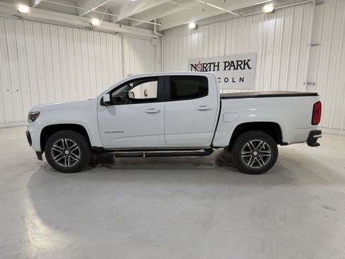 Used 2021 Chevrolet Colorado W/T w/ Custom Special Edition image 2