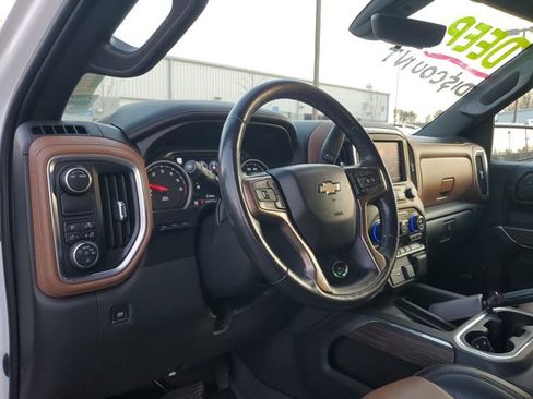 Used 2020 Chevrolet Silverado 1500 High Country w/ Technology Package image 22