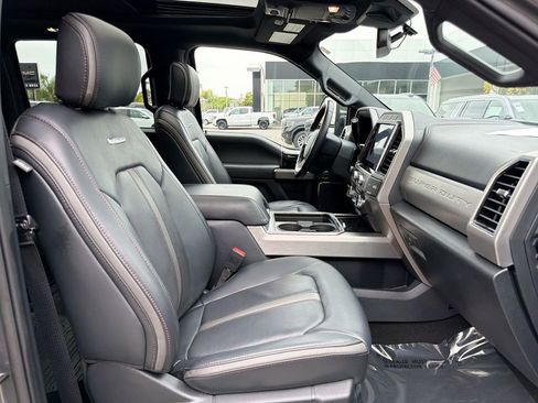 Used 2022 Ford F250 Platinum AWD/4WD image 31