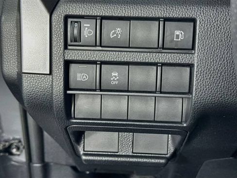 Certified 2026 Toyota 4Runner SR5 AWD/4WD image 11