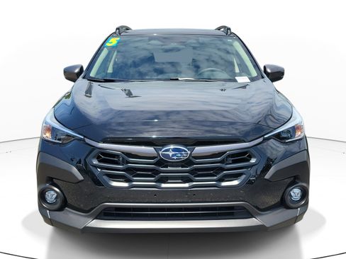 Used 2025 Subaru Crosstrek 2.5i Premium AWD/4WD image 2
