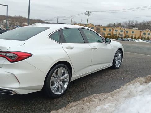 Certified 2023 Acura TLX w/ Technology Package image 4