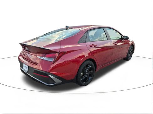 Certified 2026 Hyundai Elantra Sport FWD image 2