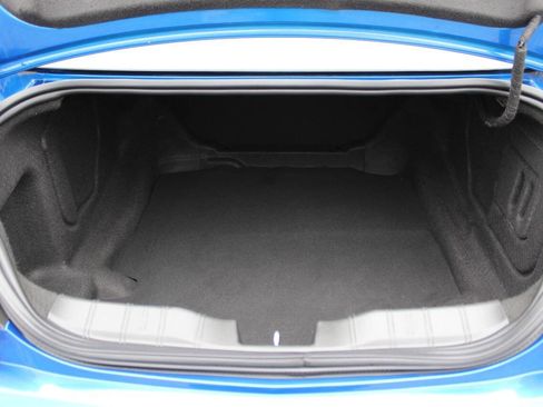 Used 2018 Chevrolet Camaro LT image 11