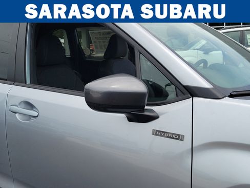 Used 2026 Subaru Forester Premium AWD/4WD image 9