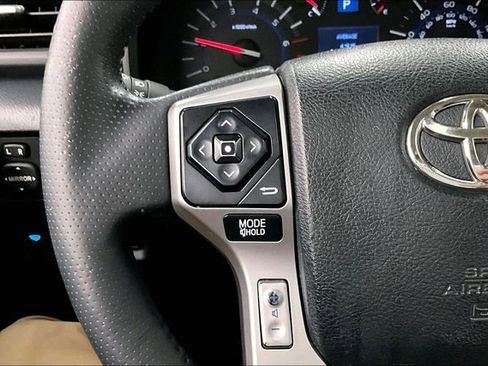 Used 2017 Toyota 4Runner Limited image 27