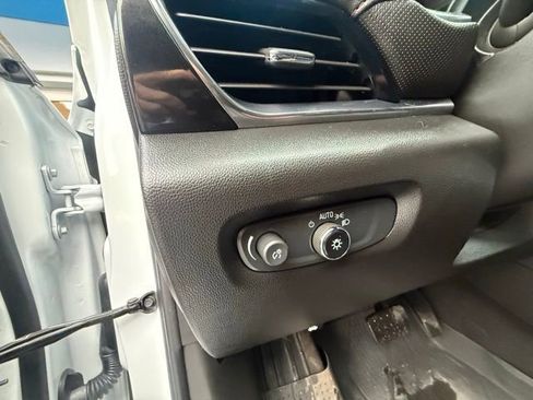 Certified 2023 Chevrolet Traverse RS w/ LPO, Floor Liner Package image 24