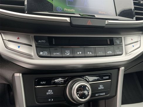 Used 2015 Honda Accord EX-L image 18