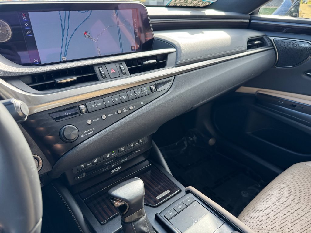 Used 2019 Lexus ES 350 w/ Accessory Package 2 FWD image 29
