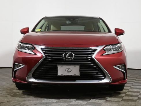 Used 2017 Lexus ES 350 w/ Luxury Package image 10