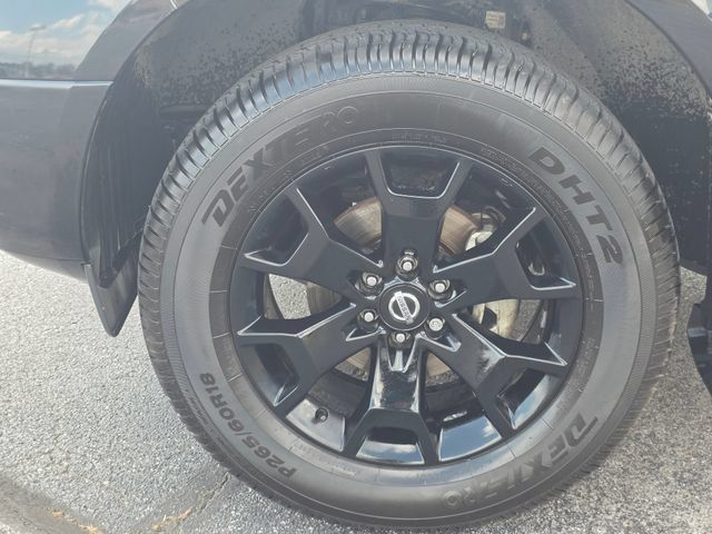 Used 2021 Nissan Frontier SV w/ Midnight Edition Floor Mats AWD/4WD image 6