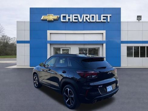 Used 2023 Chevrolet TrailBlazer RS w/ Sun and Liftgate Package AWD/4WD image 14