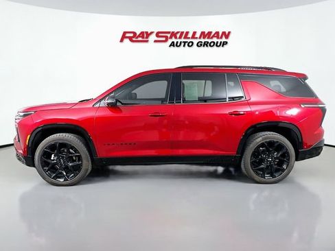 Used 2024 Chevrolet Traverse RS w/ LPO, Floor Liner Package FWD image 4