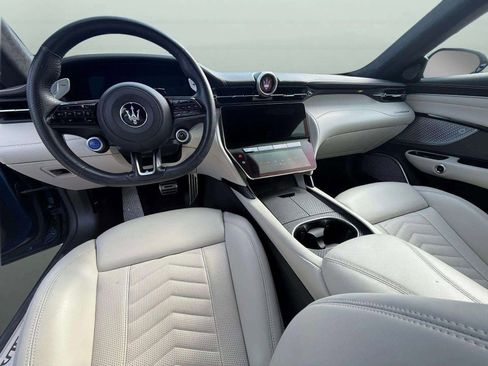 Certified 2024 Maserati GranCabrio Trofeo image 8