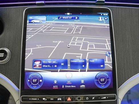 Certified 2023 Mercedes-Benz EQE 500 4MATIC Sedan w/ Exclusive Trim Package image 20