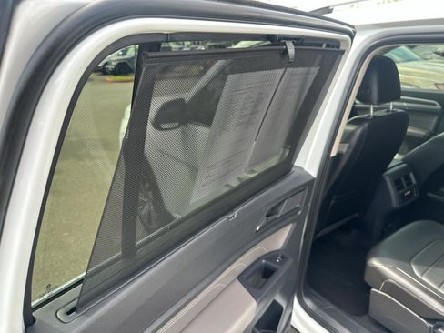 Used 2021 Volkswagen Atlas SEL Premium AWD/4WD image 12