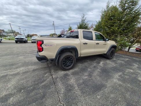 Used 2024 Chevrolet Colorado Trail Boss w/ Advanced Trailering Package image 8