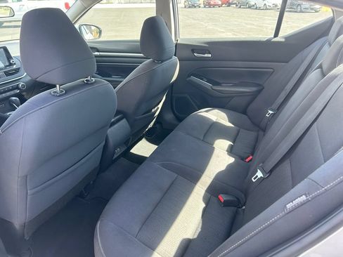 Used 2021 Nissan Altima 2.5 SV FWD image 30