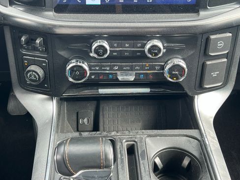 Used 2022 Ford F150 Platinum w/ Equipment Group 701A High image 34