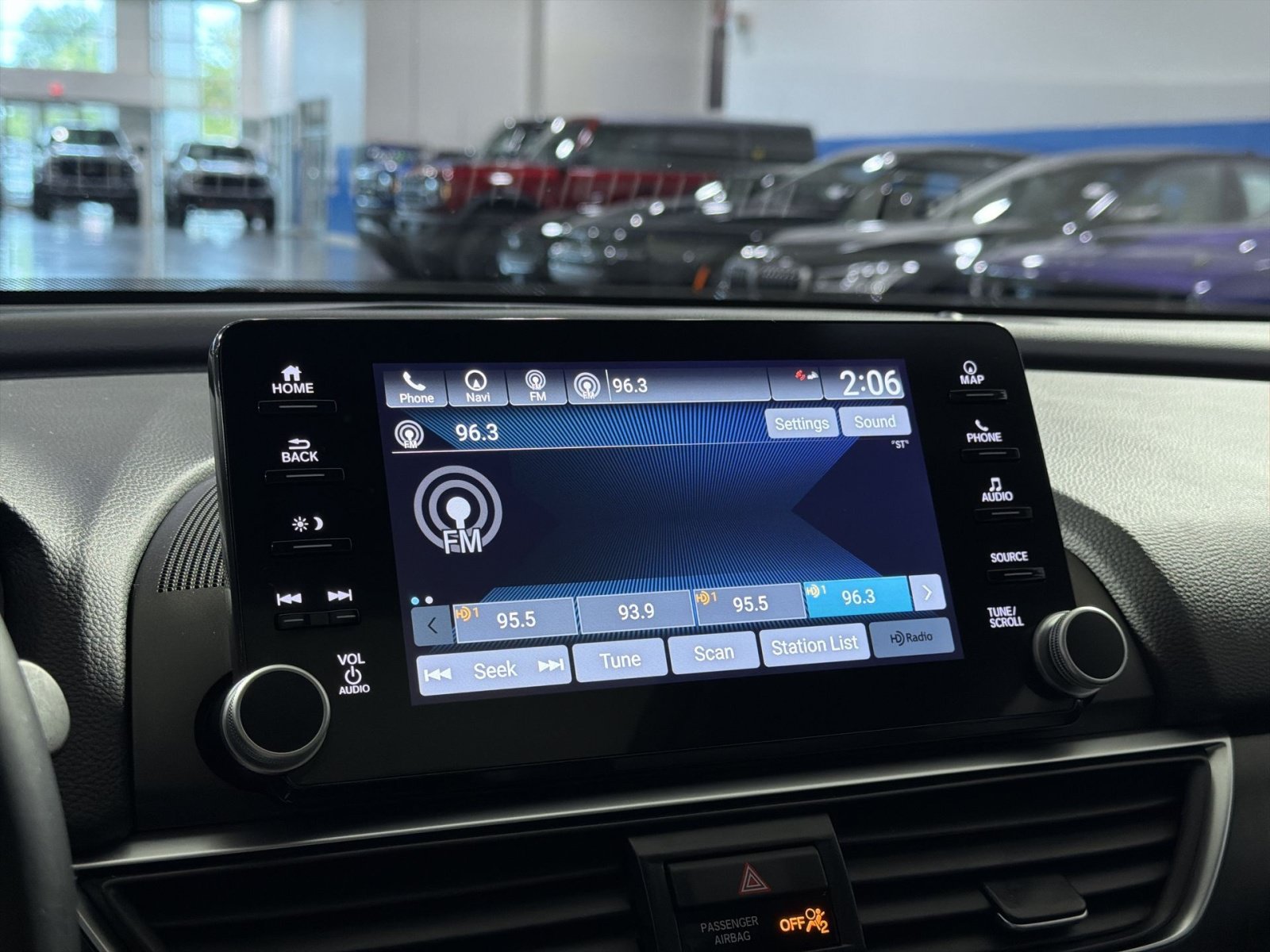 Used 2021 Honda Accord Touring image 33