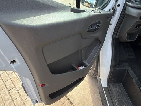 Used 2024 Ford Transit 350 XLT image 15
