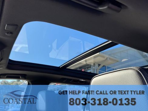 Used 2023 GMC Yukon Denali image 11