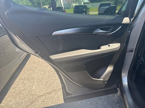 Used 2025 Buick Envision Preferred AWD/4WD image 15