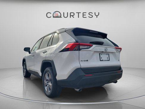 Used 2024 Toyota RAV4 XLE image 2