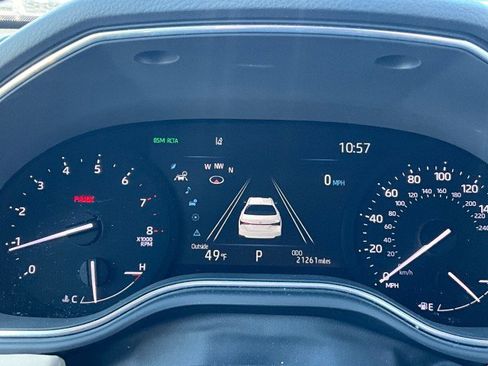 Used 2020 Toyota Avalon XLE w/ Moonroof Package image 14