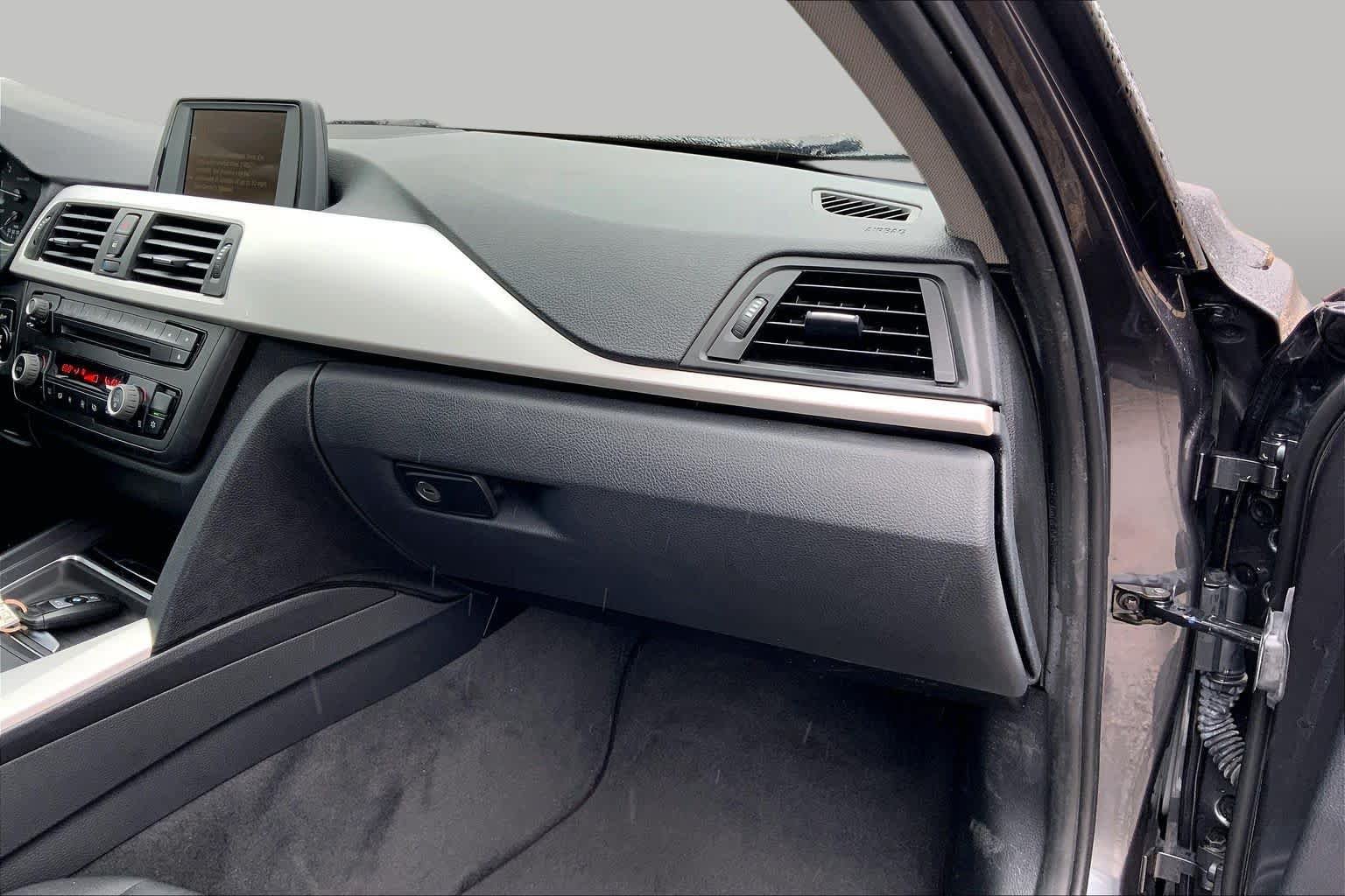 Used 2012 BMW 328i Sedan RWD image 18