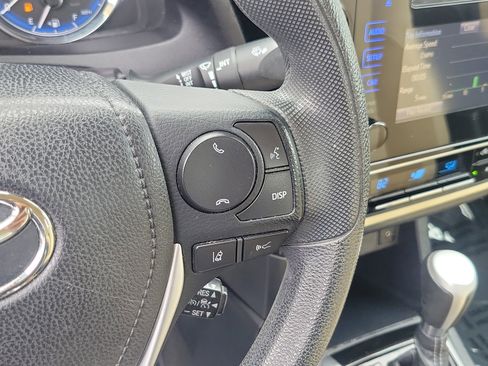 Used 2017 Toyota Corolla LE w/ Carpet Mat Package (TMS) image 21