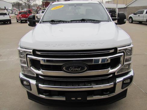 Used 2020 Ford F250 XLT w/ XLT Value Package image 3