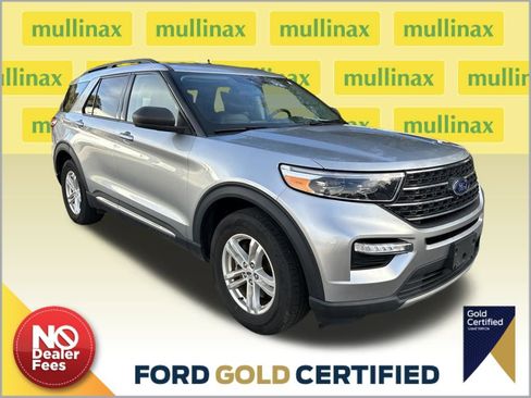 Used 2023 Ford Explorer XLT w/ Equipment Group 202A image 1