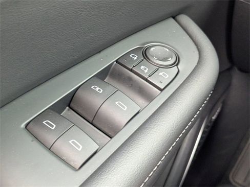 Used 2025 Buick Enclave Preferred image 22