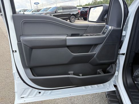 New 2026 Ford F150 XLT w/ XLT Black Appearance Package AWD/4WD image 28