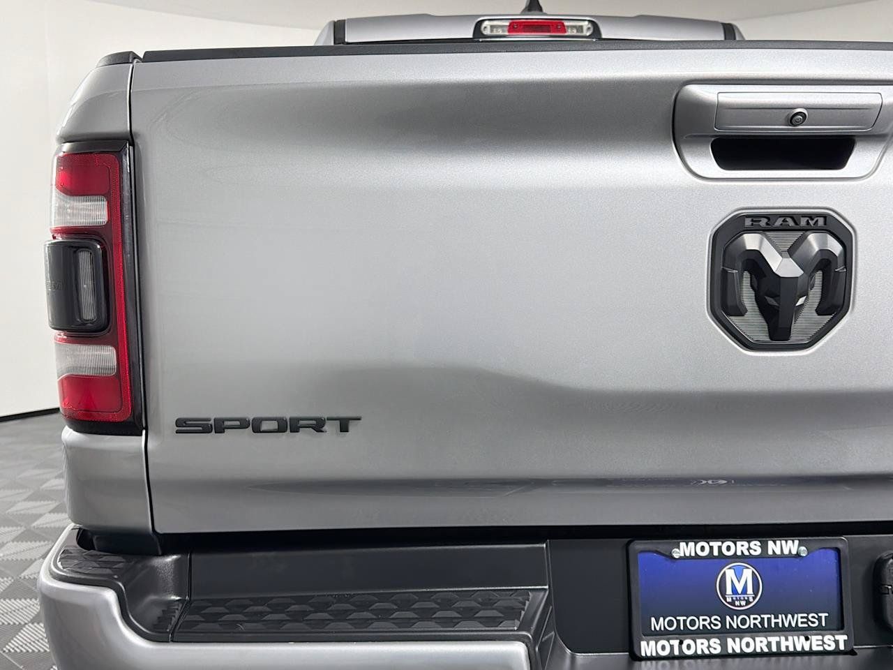 Used 2019 RAM 1500 Sport w/ Leather & Sound Group AWD/4WD image 22