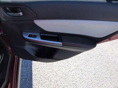 Used 2017 Subaru Crosstrek 2.0i Premium image 29